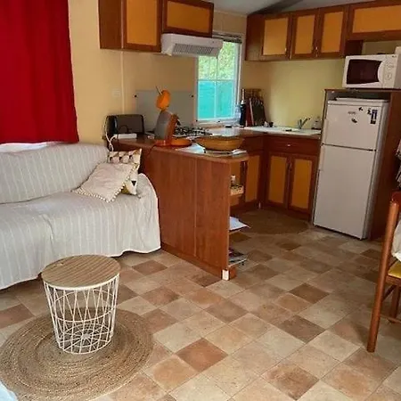 Mobil Sans Vis A Vis Camping *