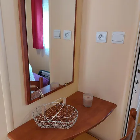 Mobil Sans Vis A Vis *