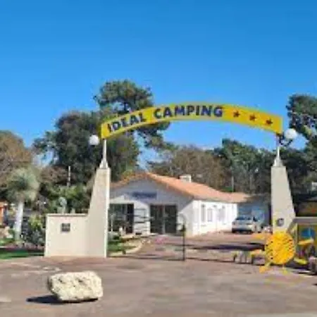 Mobil Sans Vis A Vis Kamp alanı